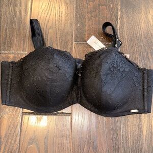 La Vie En Rose Black Lace Bra size 38D new with tags
